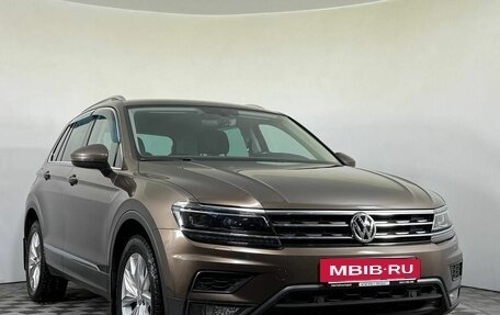 Volkswagen Tiguan II, 2017 год, 2 350 000 рублей, 3 фотография