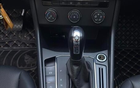 Volkswagen Lavida, 2022 год, 1 370 000 рублей, 26 фотография