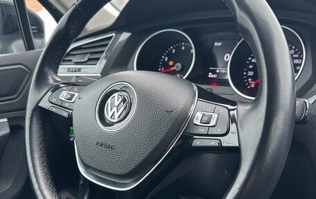 Volkswagen Tiguan II, 2019 год, 2 660 000 рублей, 18 фотография