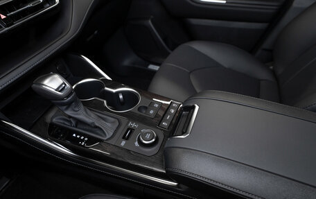 Toyota Highlander, 2025 год, 5 675 000 рублей, 18 фотография