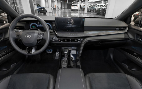 Toyota Camry, 2025 год, 4 650 000 рублей, 8 фотография