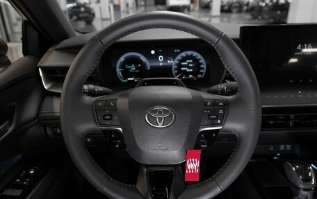 Toyota Camry, 2025 год, 4 650 000 рублей, 11 фотография