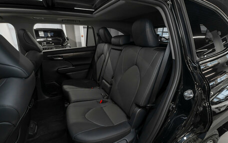 Toyota Highlander, 2025 год, 5 700 000 рублей, 14 фотография