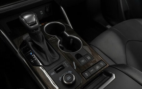 Toyota Highlander, 2025 год, 5 700 000 рублей, 27 фотография