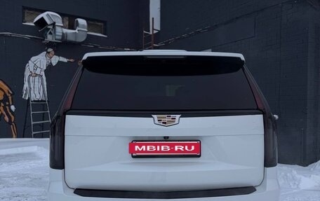 Cadillac Escalade V, 2023 год, 13 850 000 рублей, 3 фотография