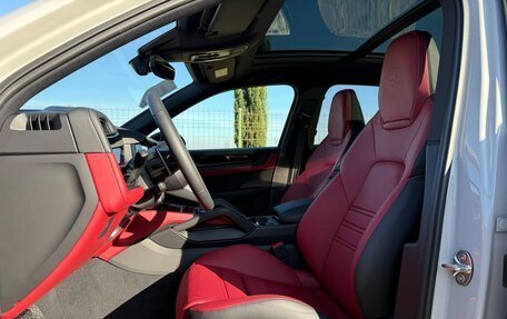 Porsche Cayenne III, 2025 год, 18 600 000 рублей, 12 фотография