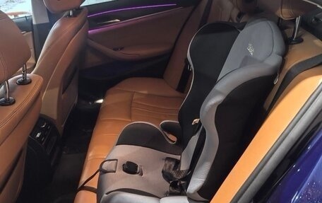 BMW 5 серия, 2017 год, 2 400 000 рублей, 4 фотография