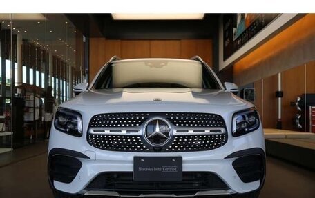 Mercedes-Benz GLB, 2022 год, 2 990 000 рублей, 2 фотография