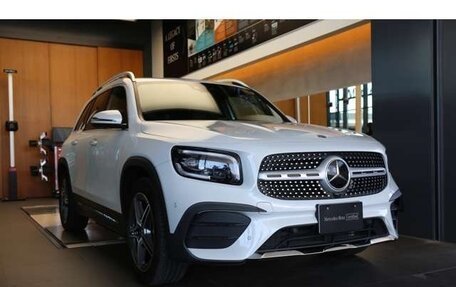 Mercedes-Benz GLB, 2022 год, 2 990 000 рублей, 3 фотография