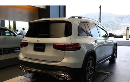 Mercedes-Benz GLB, 2022 год, 2 990 000 рублей, 6 фотография