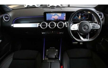 Mercedes-Benz GLB, 2022 год, 2 990 000 рублей, 8 фотография