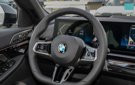 BMW 5 серия, 2024 год, 8 820 000 рублей, 8 фотография