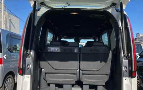 Honda Stepwgn, 2025 год, 3 250 000 рублей, 7 фотография