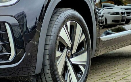 Volkswagen Teramont I, 2025 год, 6 040 000 рублей, 11 фотография