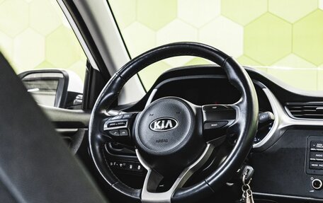 KIA Rio IV, 2021 год, 1 800 000 рублей, 15 фотография