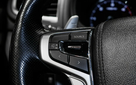 Mitsubishi Pajero Sport III рестайлинг, 2017 год, 3 500 000 рублей, 15 фотография