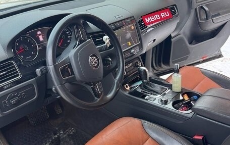 Volkswagen Touareg III, 2010 год, 2 100 000 рублей, 1 фотография
