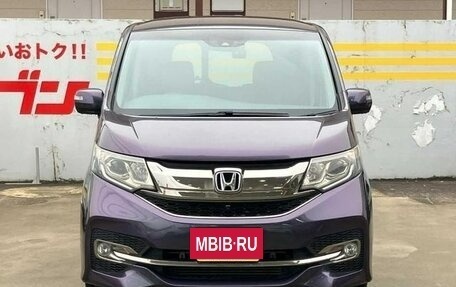 Honda Stepwgn IV, 2015 год, 1 365 000 рублей, 4 фотография