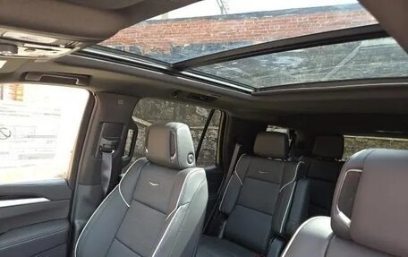 Cadillac Escalade V, 2025 год, 15 405 000 рублей, 13 фотография