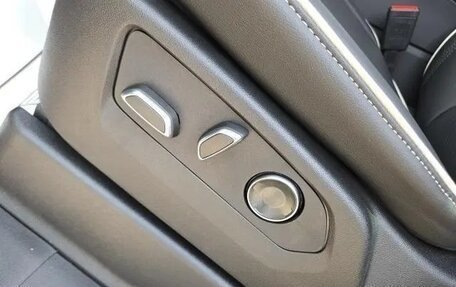 Cadillac Escalade V, 2025 год, 15 405 000 рублей, 12 фотография