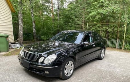 Mercedes-Benz E-Класс, 2004 год, 650 000 рублей, 2 фотография