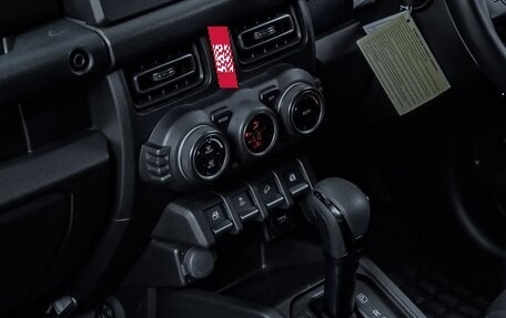 Suzuki Jimny, 2022 год, 1 970 000 рублей, 15 фотография