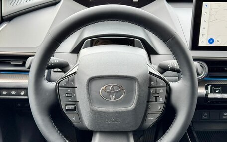 Toyota Prius IV XW50, 2024 год, 4 470 000 рублей, 11 фотография