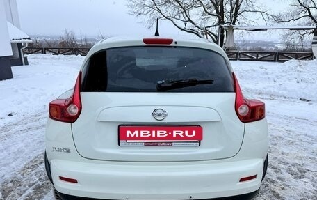 Nissan Juke II, 2011 год, 1 099 000 рублей, 13 фотография