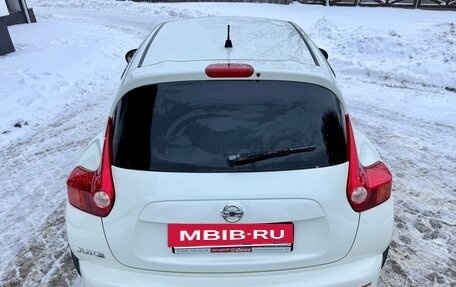 Nissan Juke II, 2011 год, 1 099 000 рублей, 17 фотография