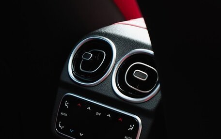 Mercedes-Benz C-Класс, 2024 год, 6 490 000 рублей, 14 фотография