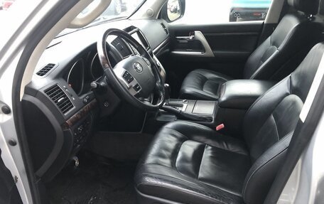 Toyota Land Cruiser 200, 2013 год, 3 774 500 рублей, 10 фотография