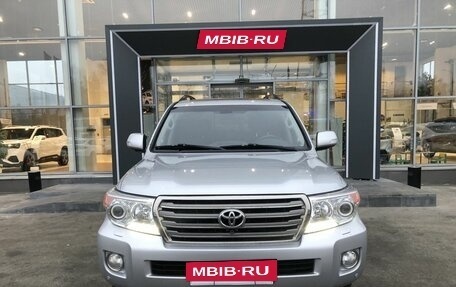 Toyota Land Cruiser 200, 2013 год, 3 774 500 рублей, 2 фотография