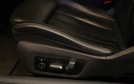 BMW 8 серия, 2019 год, 6 790 000 рублей, 13 фотография