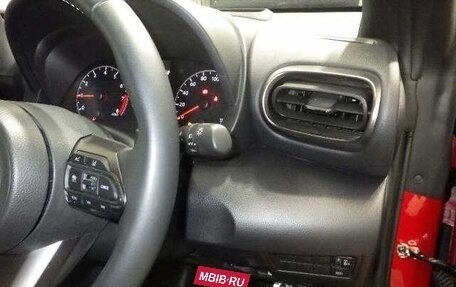 Toyota Yaris, 2020 год, 1 498 000 рублей, 7 фотография