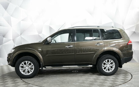 Mitsubishi Pajero Sport II рестайлинг, 2014 год, 1 775 000 рублей, 2 фотография