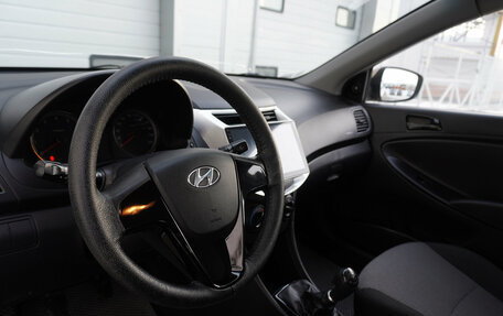 Hyundai Solaris II рестайлинг, 2012 год, 732 000 рублей, 10 фотография