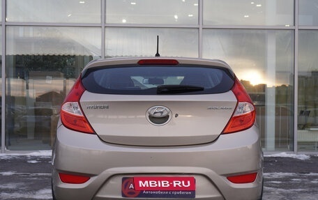 Hyundai Solaris II рестайлинг, 2012 год, 732 000 рублей, 6 фотография