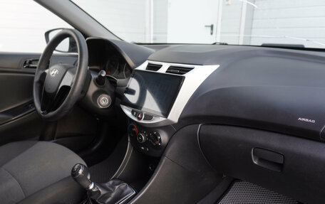 Hyundai Solaris II рестайлинг, 2012 год, 732 000 рублей, 19 фотография