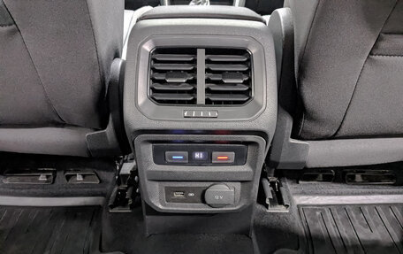 Volkswagen Tiguan II, 2020 год, 2 890 000 рублей, 26 фотография