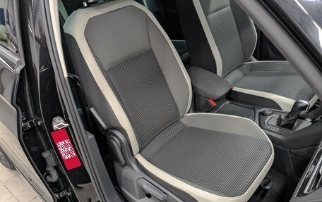 Volkswagen Tiguan II, 2020 год, 2 890 000 рублей, 22 фотография