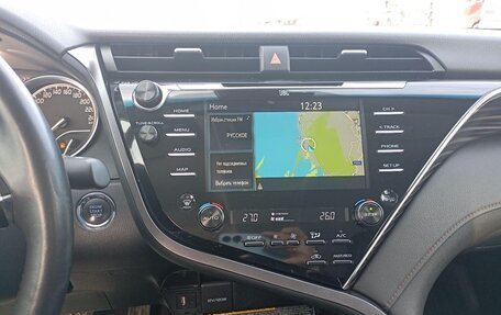 Toyota Camry, 2020 год, 3 000 000 рублей, 11 фотография