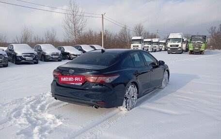 Toyota Camry, 2020 год, 3 000 000 рублей, 3 фотография