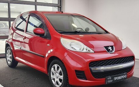 Peugeot 107 I рестайлинг, 2011 год, 470 000 рублей, 3 фотография