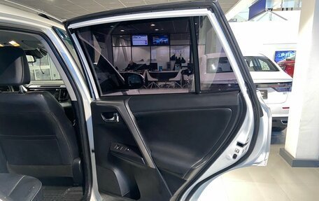 Toyota RAV4, 2017 год, 2 650 000 рублей, 10 фотография