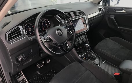 Volkswagen Tiguan II, 2018 год, 2 890 000 рублей, 5 фотография