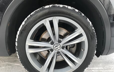 Volkswagen Tiguan II, 2018 год, 2 890 000 рублей, 13 фотография