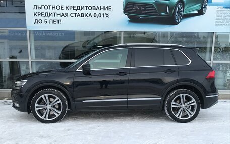 Volkswagen Tiguan II, 2018 год, 2 890 000 рублей, 14 фотография