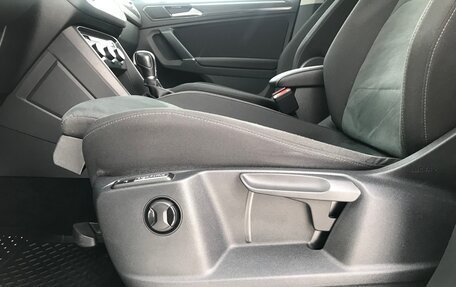 Volkswagen Tiguan II, 2018 год, 2 890 000 рублей, 25 фотография