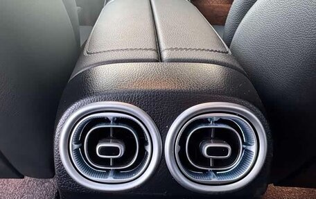 Mercedes-Benz C-Класс, 2025 год, 5 350 000 рублей, 20 фотография