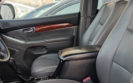 Toyota Land Cruiser Prado 120 рестайлинг, 2007 год, 2 200 000 рублей, 3 фотография